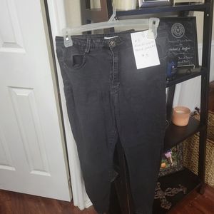 Black Skinny Jeans